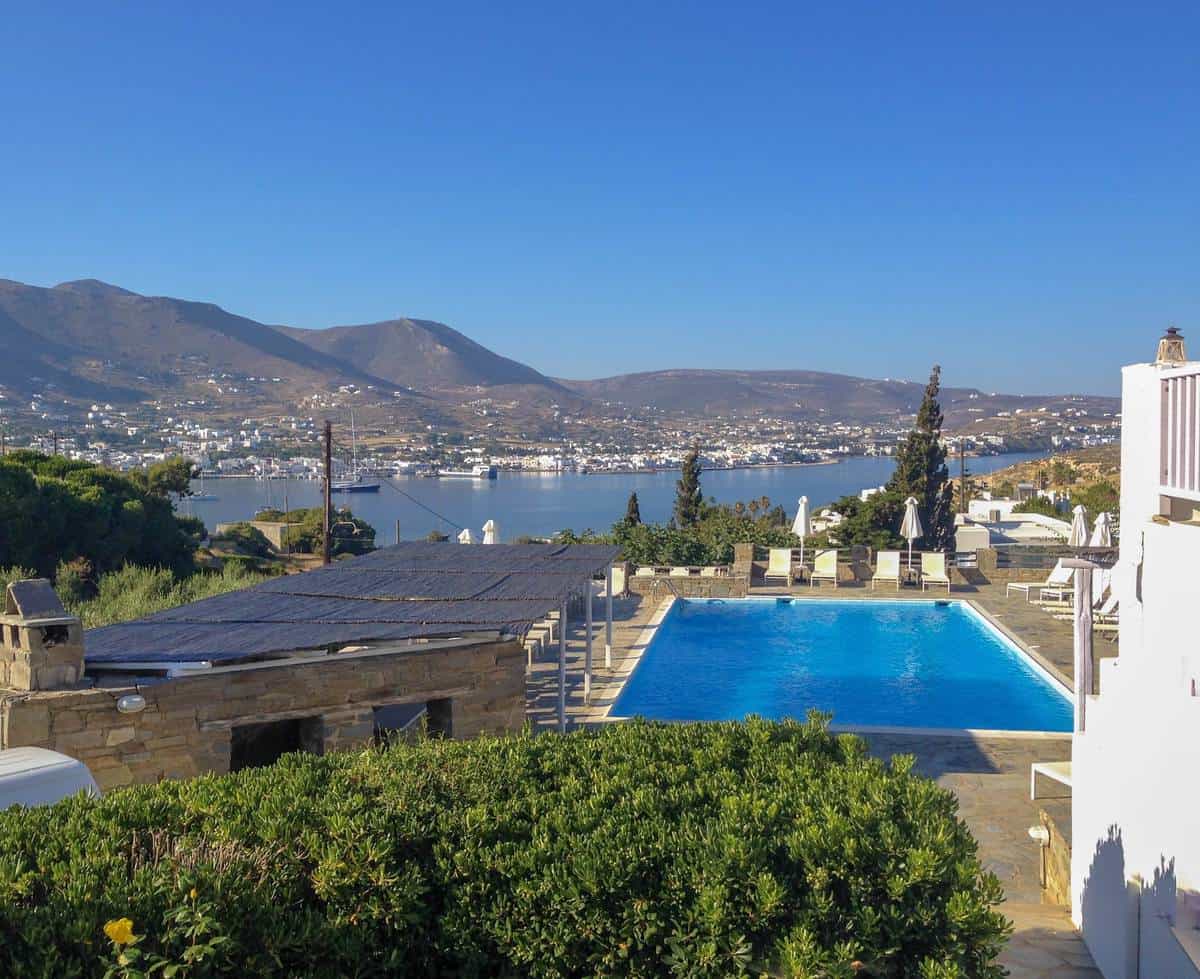 accommodation on paros