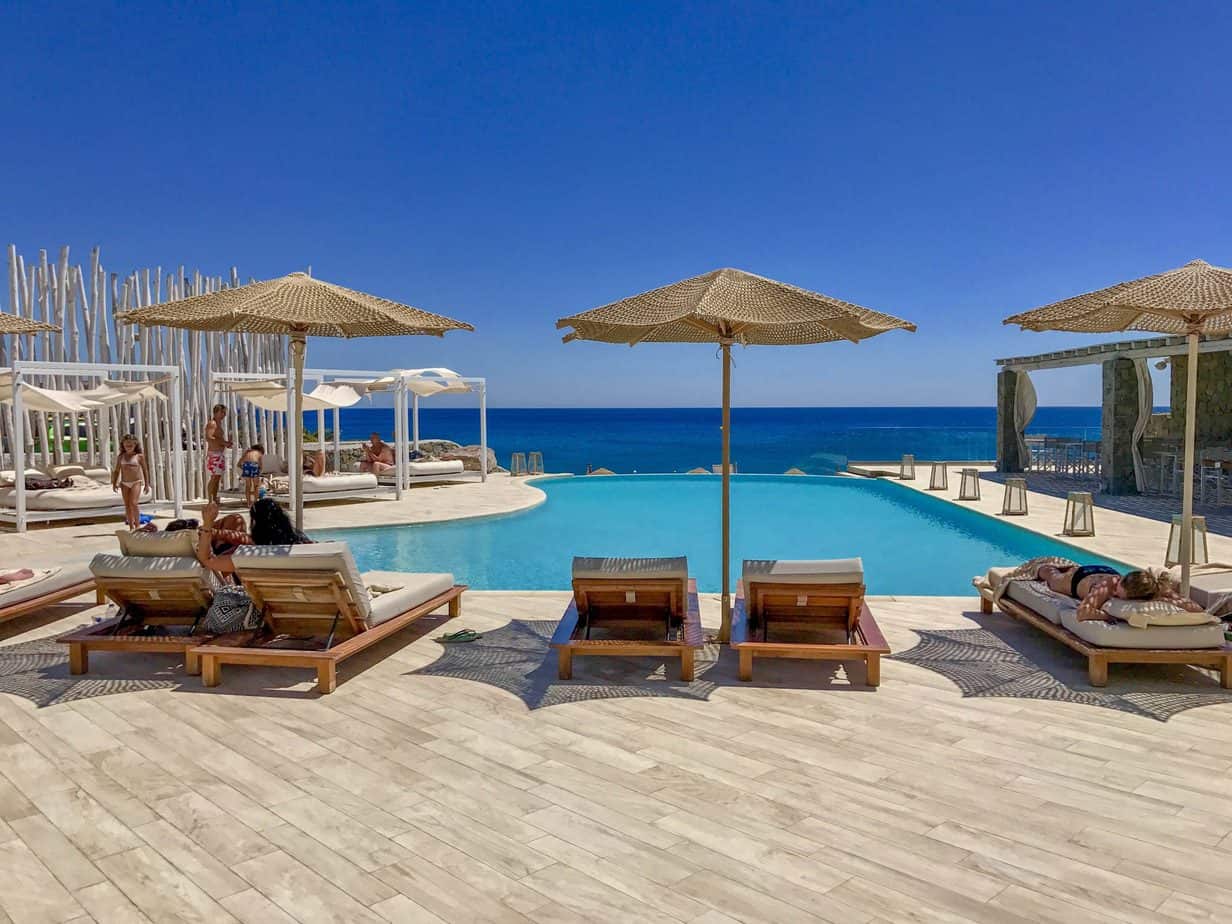 artemis milos where to stay on milos