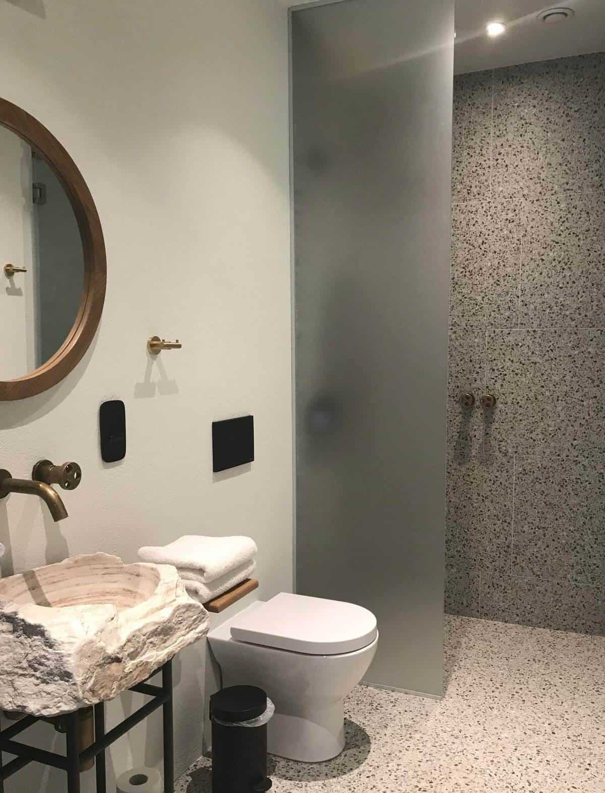 athens hotel with acropolis view