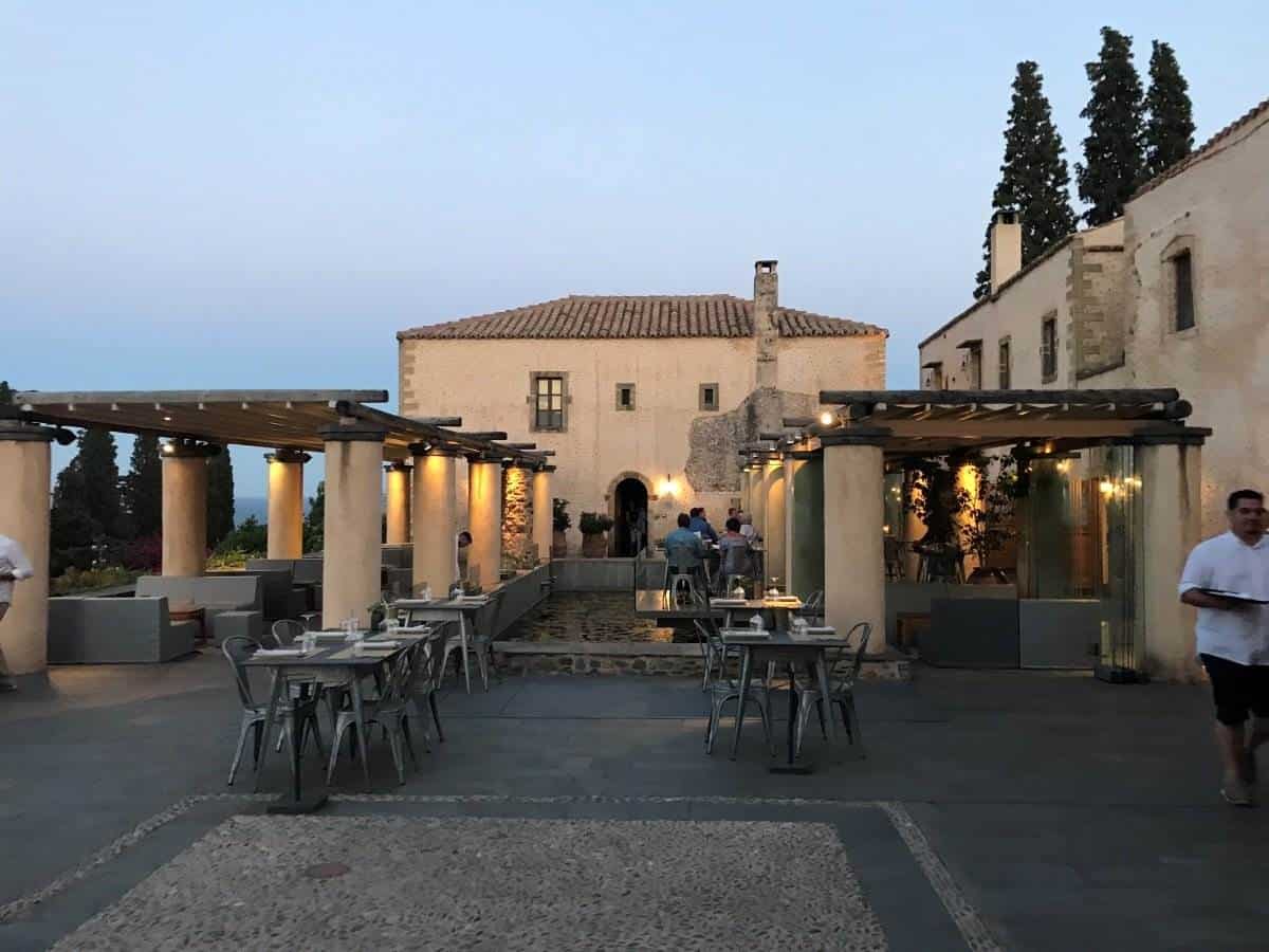luxury hotel monemvasia