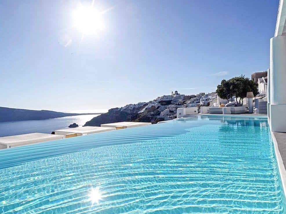 oia hotel pool
