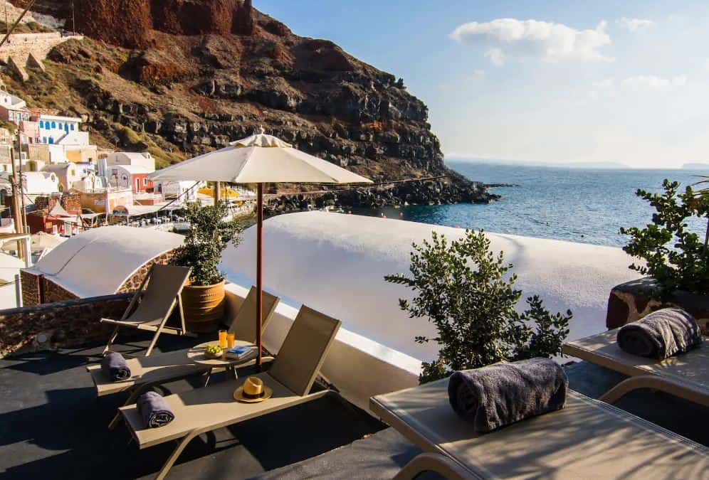 santorini airbnbs